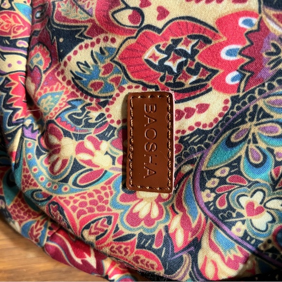 Colorful Floral Patterned Backpack - Picture 2 of 7